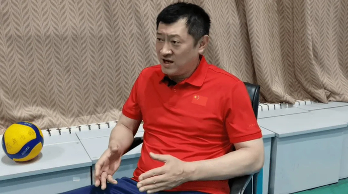 铁打的营盘流水的兵！北京换帅换二传不停歇，匡琦李玥凝能破局吗|北京女排|北京队|赵雅伦|自由人|王思敏_新浪体育_新浪新闻